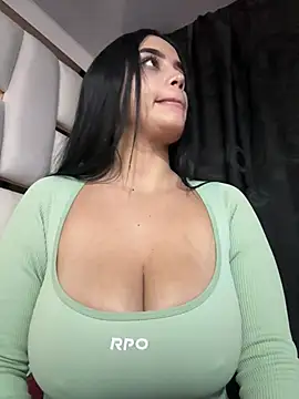 perla kem  online show from 5, 2, 2026