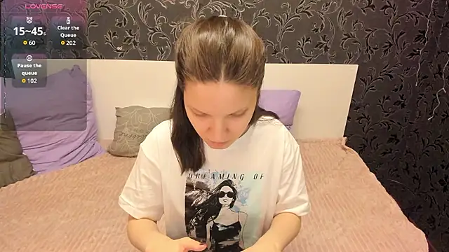 Snapshot of MelaniGrand chatting on 7, 2, 2026 MelaniGrand online show from 7, 2, 2026