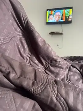 Snapshot of raguram143 chatting on 5, 11, 2025 raguram143 online show from 5, 11, 2025