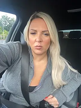 Bustyblondebabe32 online show from 10, 9, 2025