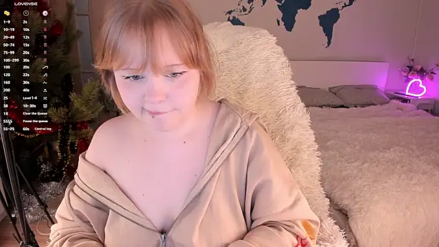 Snapshot of LisaLaas chatting on 17, 1, 2025 LisaLaas online show from 17, 1, 2025