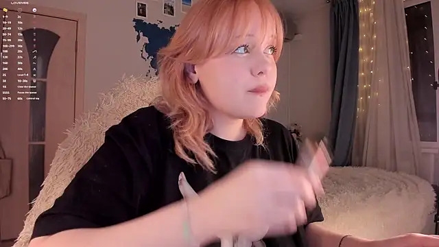 Snapshot of LisaLaas chatting on 13, 3, 2025 LisaLaas online show from 13, 3, 2025