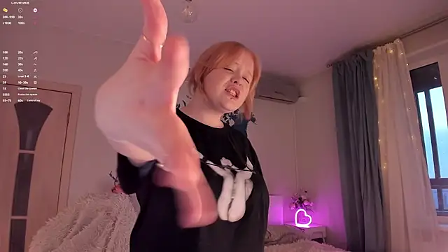 Snapshot of LisaLaas chatting on 14, 3, 2025 LisaLaas online show from 14, 3, 2025