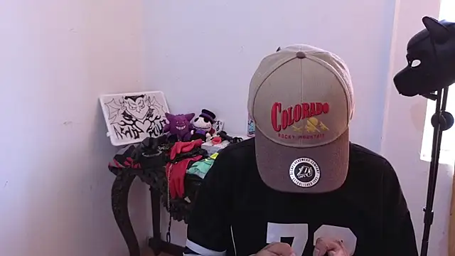 AcidMilo online show from 8, 2, 2025