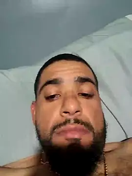 Snapshot of ositomanzo chatting on 18, 10, 2025 ositomanzo online show from 18, 10, 2025