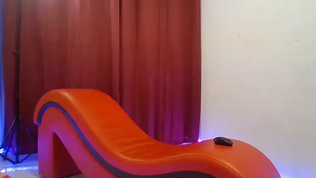 sophieandmarkls online show from 20, 11, 2025