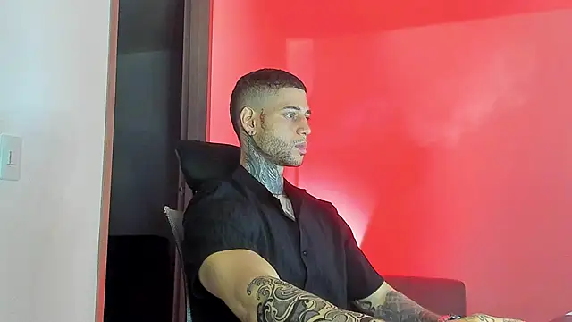  jamesleandros1 online show from 21, 4, 2026