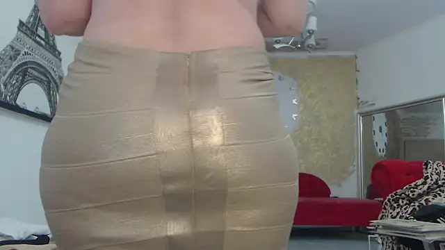 AnnaBellaLuckyXOXO online show from 10, 10, 2025