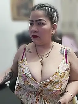 Snapshot of Dalessa_Bigtits chatting on 27, 6, 2026 Dalessa Bigtits online show from 27, 6, 2026