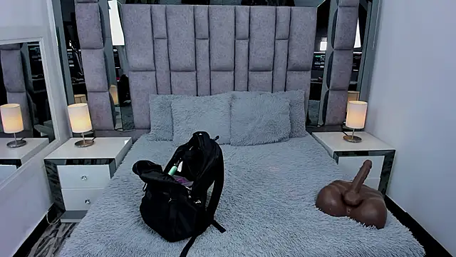 EMMAHILL1 online show from 7, 4, 2026