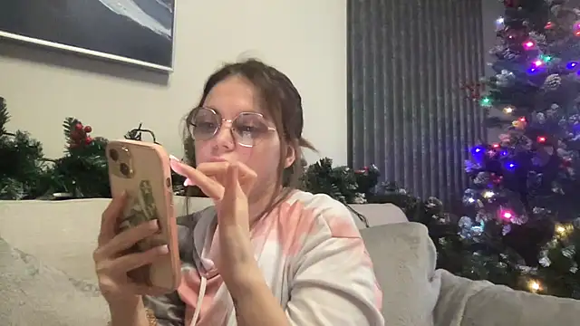 lovebellagrey online show from 16, 1, 2025