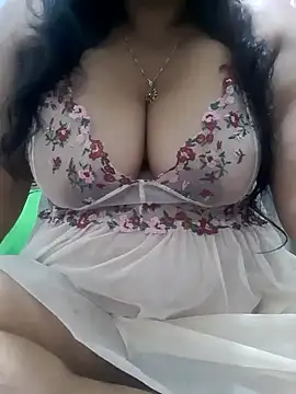 chubby wife online show from 25, 12, 2024