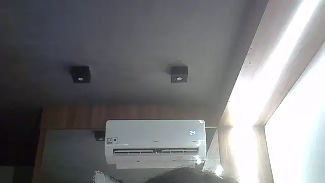 Skinny-Kitten online show from 14, 4, 2026