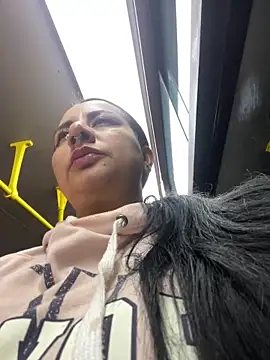 Abril Luv online show from 20, 3, 2025