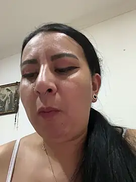 Abril Luv online show from 21, 3, 2025