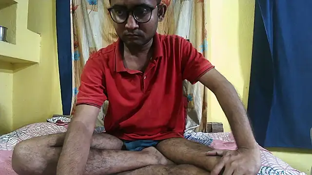 Snapshot of Cute_boy2000 chatting on 19, 12, 2024 Cute boy2000 online show from 19, 12, 2024