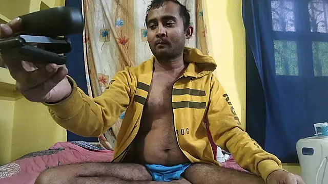 Snapshot of Cute_boy2000 chatting on 10, 1, 2025 Cute boy2000 online show from 10, 1, 2025