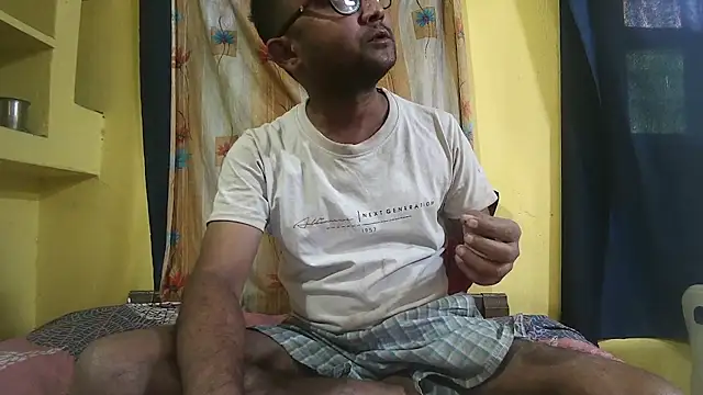 Snapshot of Cute_boy2000 chatting on 7, 3, 2025 Cute boy2000 online show from 7, 3, 2025