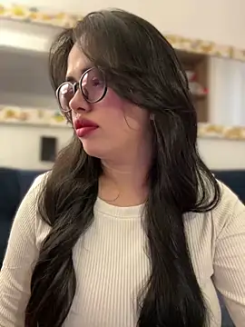 Snapshot of andra_rose chatting on 12, 2, 2025 andra rose online show from 12, 2, 2025