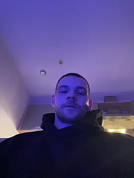 Snapshot of Z1uk chatting on 3, 3, 2026 Z1uk online show from 3, 3, 2026