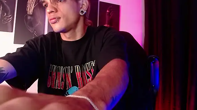 AlbertBernal69 online show from 13, 11, 2025