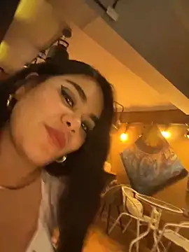 Snapshot of Insane_Issa chatting on 8, 12, 2024 Insane Issa online show from 8, 12, 2024