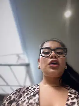 Snapshot of Insane_Issa chatting on 28, 2, 2025 Insane Issa online show from 28, 2, 2025