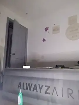 Snapshot of SlimBeenBadd1981 chatting on 10, 9, 2025 SlimBeenBadd1981 online show from 10, 9, 2025