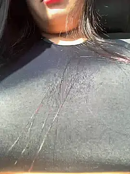 Snapshot of LunaBaker-1 chatting on 21, 11, 2025 LunaBaker-1 online show from 21, 11, 2025