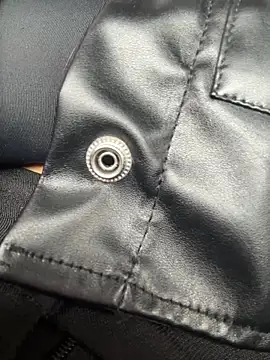 Snapshot of LunaBaker-1 chatting on 16, 12, 2025 LunaBaker-1 online show from 16, 12, 2025