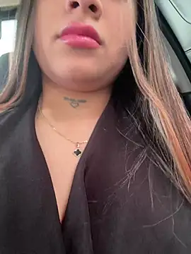 Snapshot of LunaBaker-1 chatting on 13, 1, 2026 LunaBaker-1 online show from 13, 1, 2026