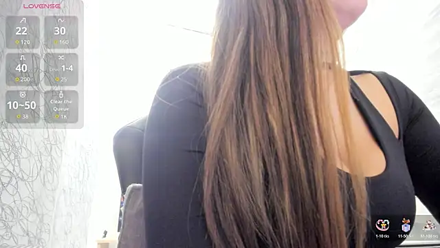 Snapshot of LunaBaker-1 chatting on 15, 1, 2026 LunaBaker-1 online show from 15, 1, 2026