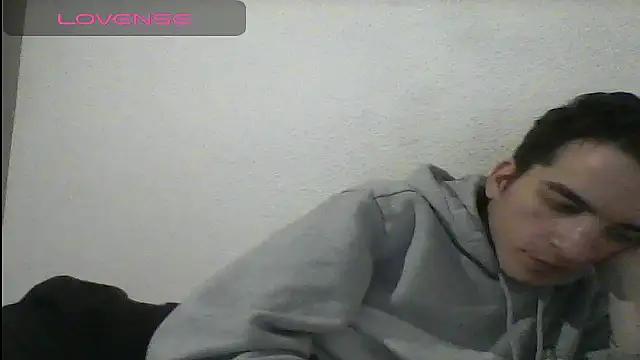 Tombgy07 online show from 6, 1, 2025