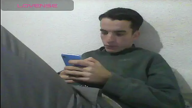 Tombgy07 online show from 15, 2, 2025