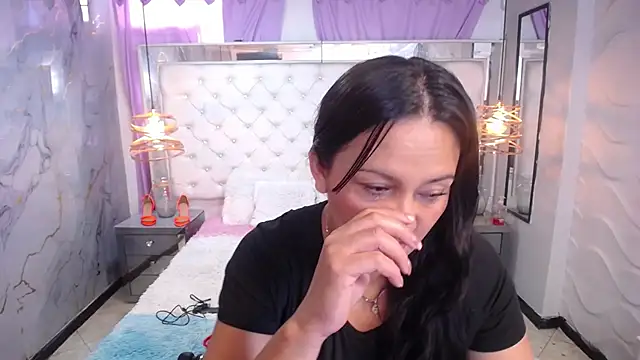 Georgina-Musk online show from 15, 9, 2025