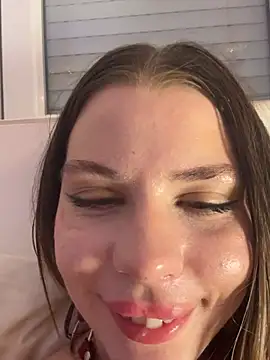 Snapshot of KittyKatyDream chatting on 29, 1, 2025 KittyKatyDream online show from 29, 1, 2025