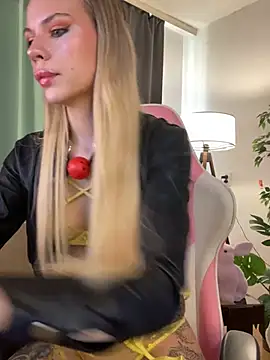 KittyKatyDream online show from 7, 4, 2026