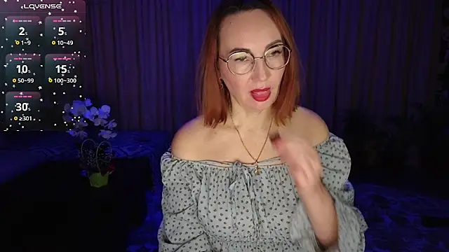 Snapshot of LybovNTV chatting on 1, 2, 2025 LybovNTV online show from 1, 2, 2025