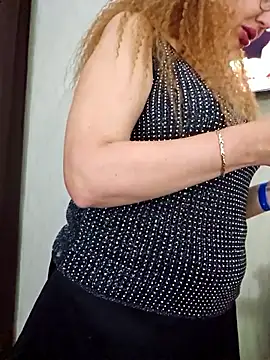 Snapshot of LybovNTV chatting on 24, 9, 2025 LybovNTV online show from 24, 9, 2025