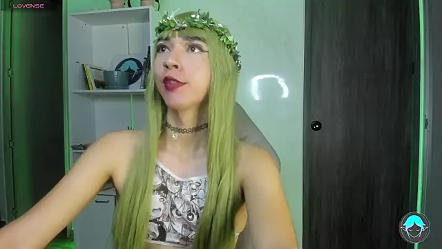 sofi elfqueen online show from 25, 2, 2025