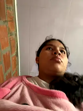 moncerrat luna online show from 17, 11, 2025