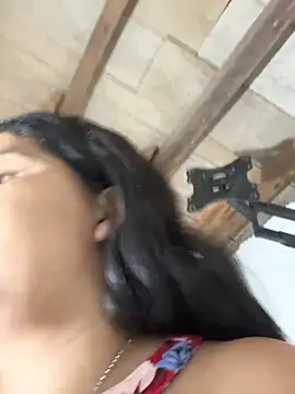 Snapshot of moncerrat_luna chatting on 20, 2, 2026 moncerrat luna online show from 20, 2, 2026