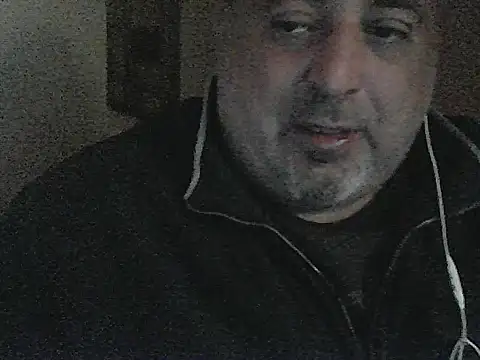 Snapshot of Paolino_8316 chatting on 3, 10, 2025 Paolino 8316 online show from 3, 10, 2025