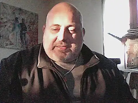 Snapshot of Paolino_8316 chatting on 9, 11, 2025 Paolino 8316 online show from 9, 11, 2025