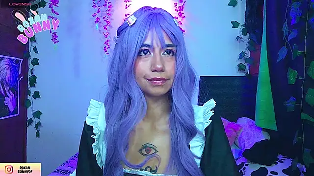 Roxanbunny1 online show from 23, 12, 2025