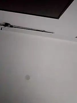 Snapshot of Dwirosebig chatting on 6, 11, 2025 Dwirosebig online show from 6, 11, 2025