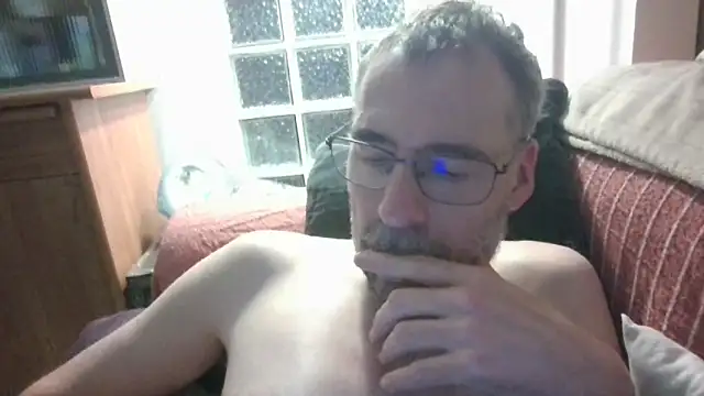 Snapshot of ptitcanard60600 chatting on 2, 6, 2026 ptitcanard60600 online show from 2, 6, 2026