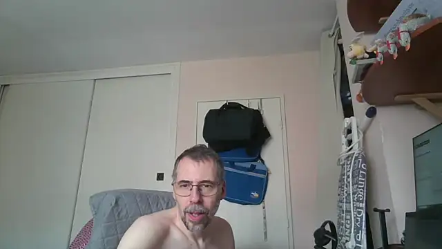 Snapshot of ptitcanard60600 chatting on 4, 6, 2026 ptitcanard60600 online show from 4, 6, 2026
