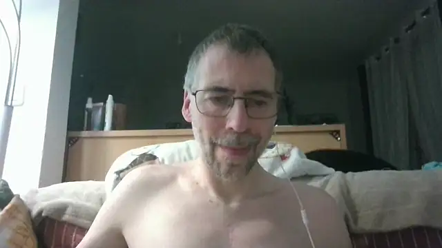 Snapshot of ptitcanard60600 chatting on 13, 6, 2026 ptitcanard60600 online show from 13, 6, 2026