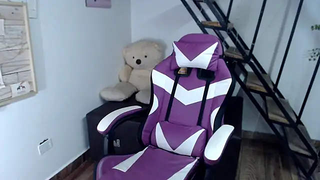 samantha baby  online show from 31, 10, 2025